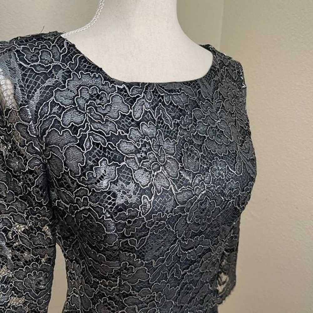 Shoshanna Black and Metallic Lace Sheath Dress Si… - image 9