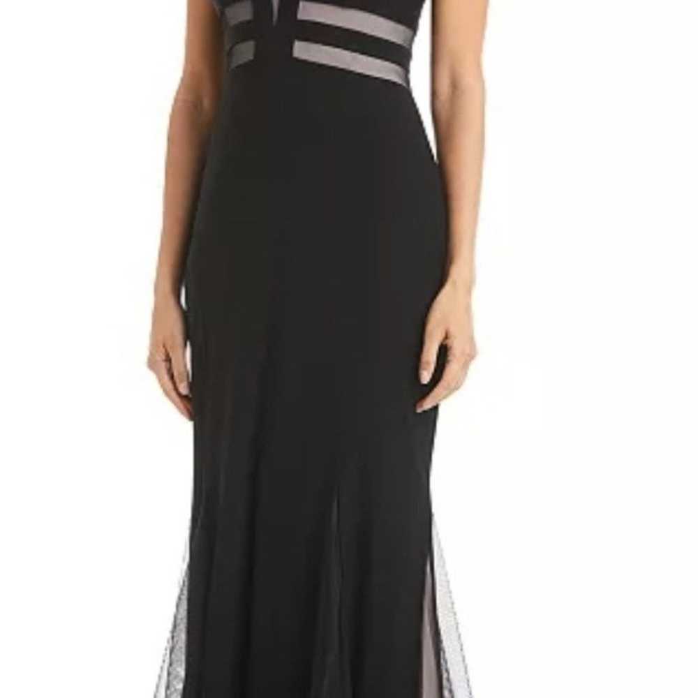 Black and nude formal dress - image 10