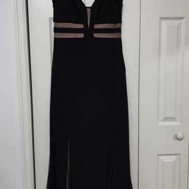 Black and nude formal dress - image 1