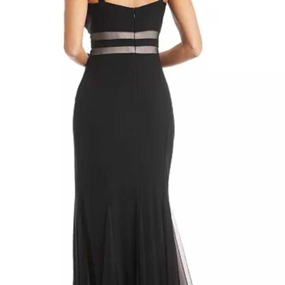 Black and nude formal dress - image 9