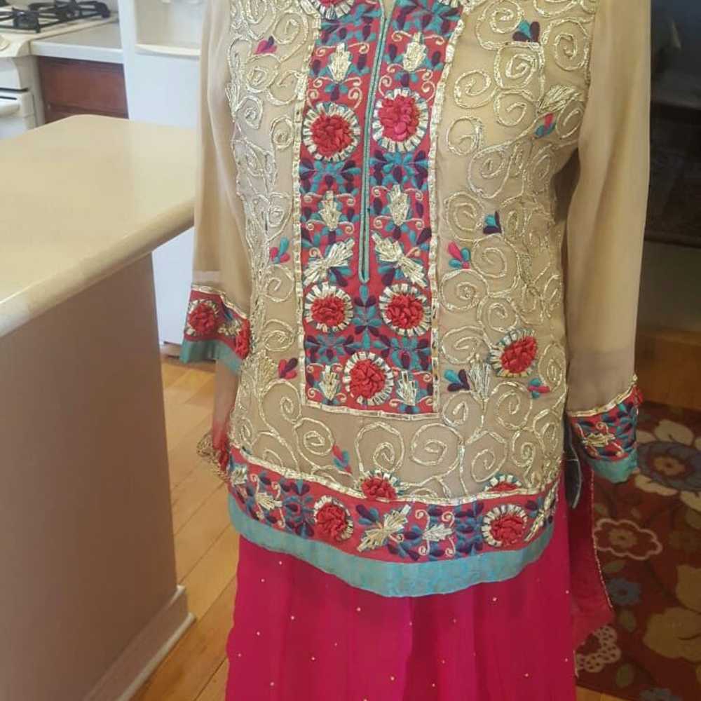 Pakistani/indian Party/wedding Dress - image 3