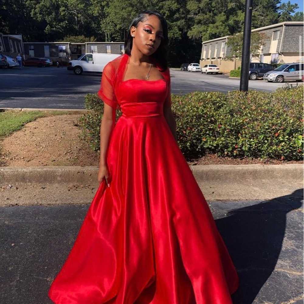 red prom dress - image 2