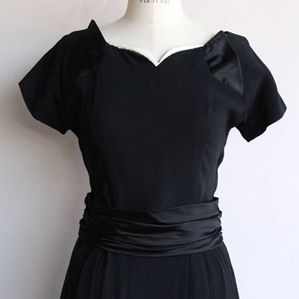 Vintage 1950s Dress / Black Rayon Dress With Cumm… - image 3