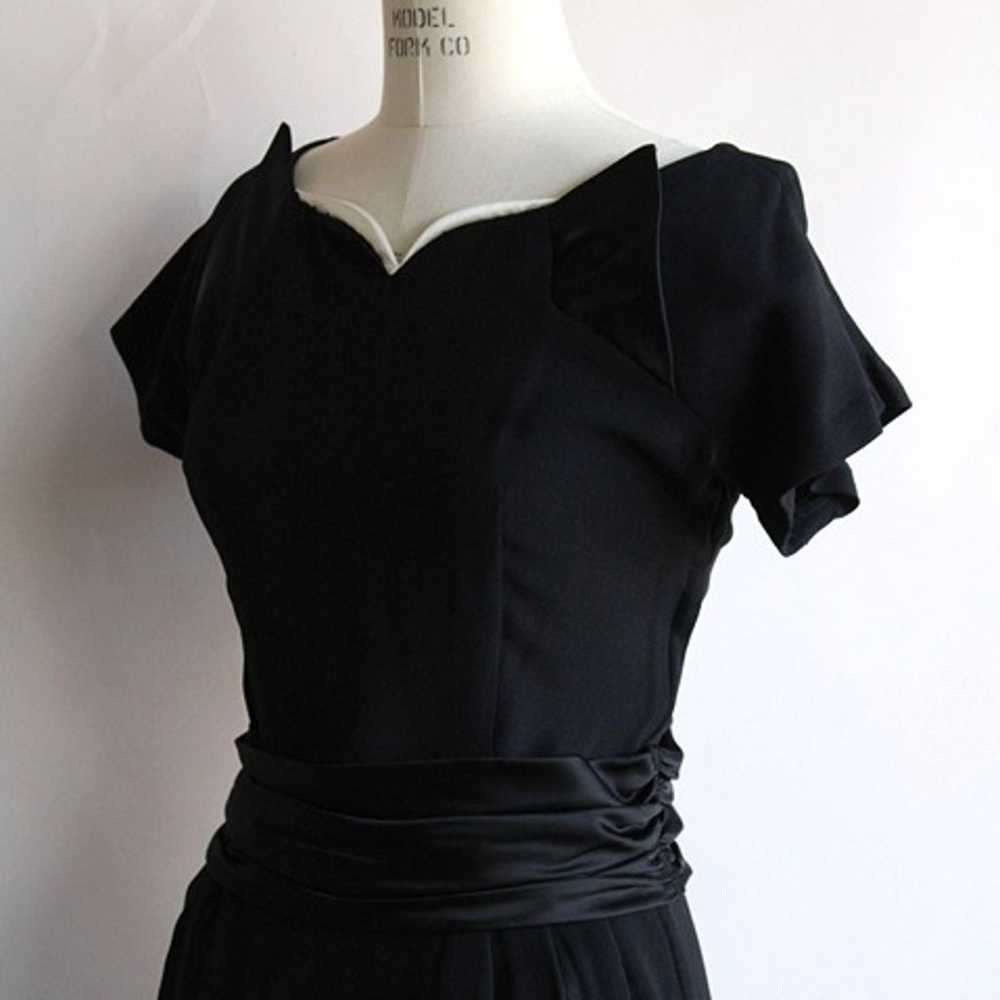 Vintage 1950s Dress / Black Rayon Dress With Cumm… - image 7