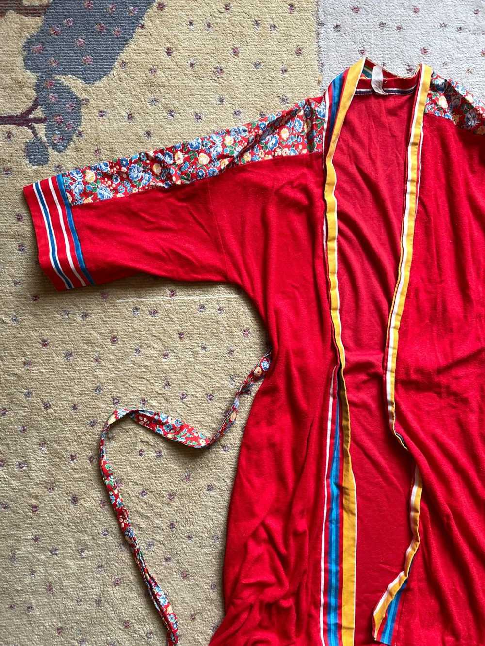 Berkleigh Juniors Cherry red floral trim robe (XS… - image 2