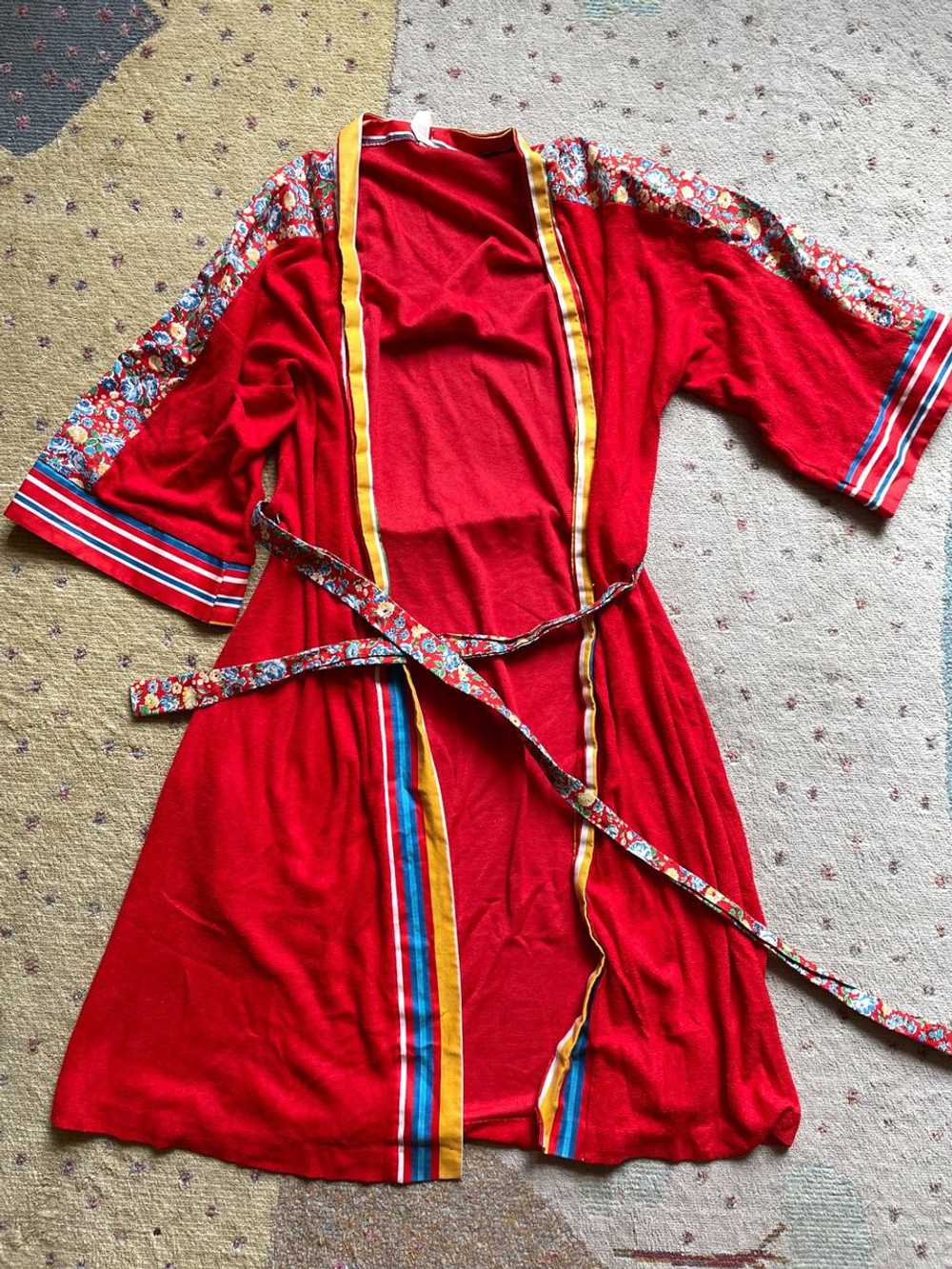 Berkleigh Juniors Cherry red floral trim robe (XS… - image 6