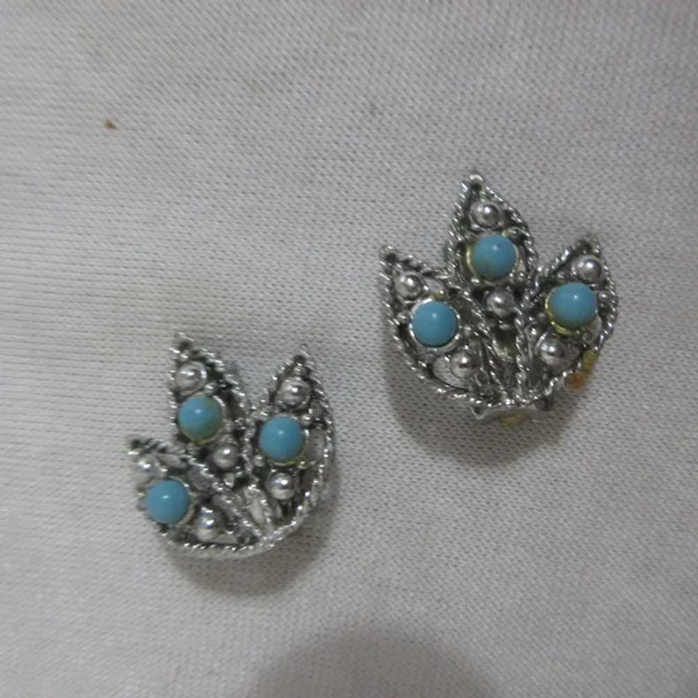 Silver Tone and Turquoise Colored Clip on Earring… - image 4