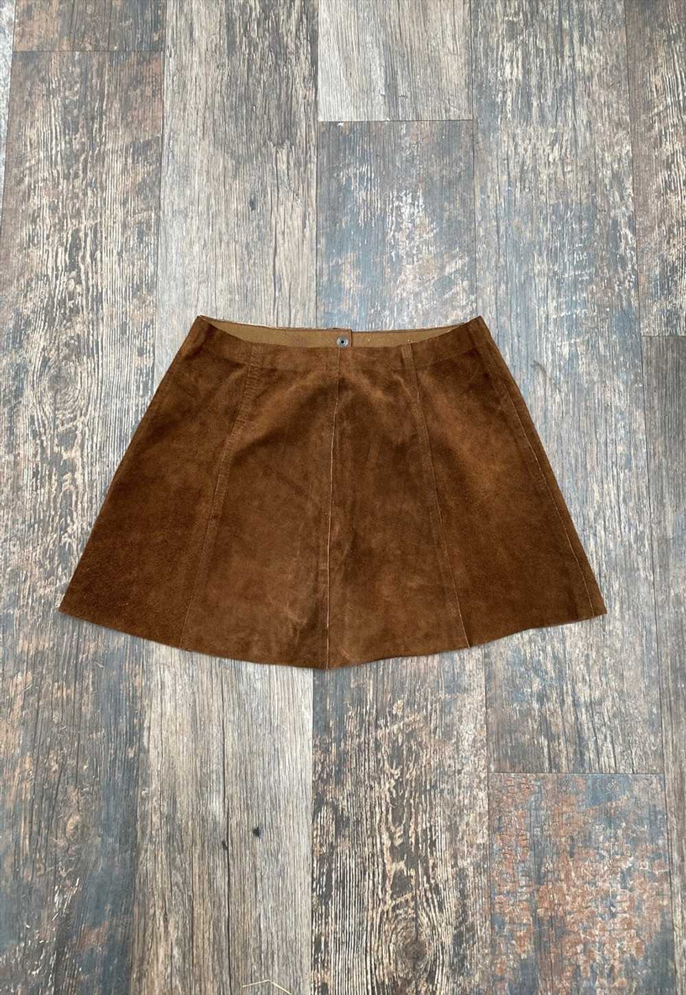 70's Vintage Ladies Brown Suede Popper Mini Skirt - image 5