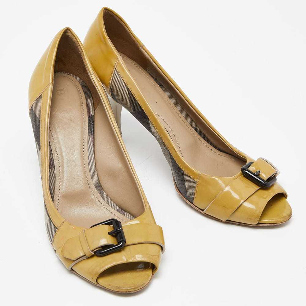 Burberry Patent leather heels - image 3