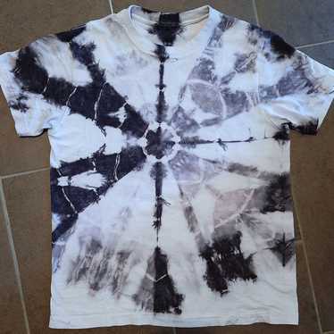 Black and white tie dye T shirt (med) - image 1