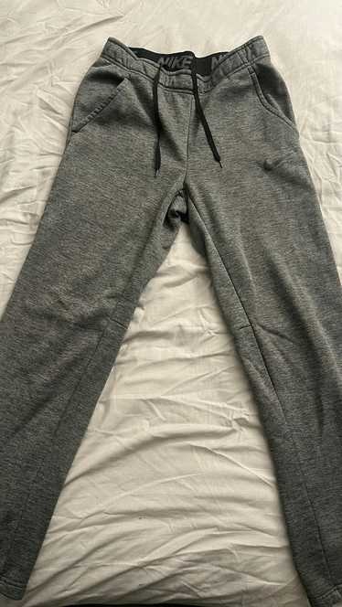 Nike Nike small grey sweatpants