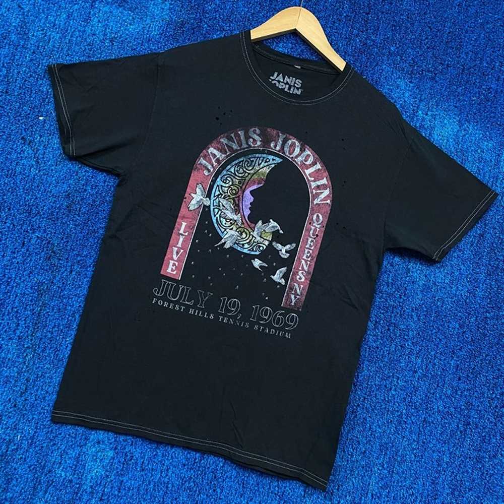 Janis Joplin Rock Distressed T-shirt Size S/M - image 3