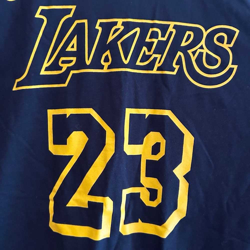 Los Angeles Lakers Lebron James t shirt! - image 2