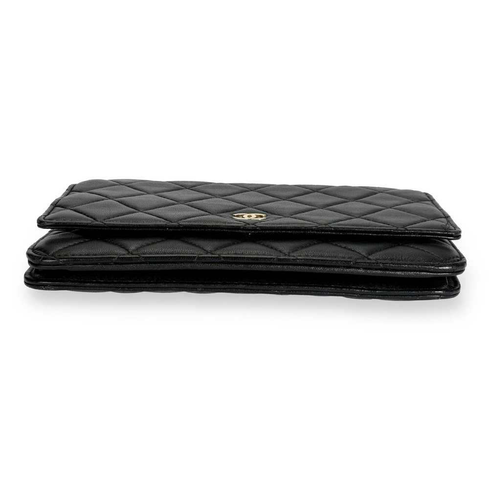 Chanel Chanel Black Quilted Lambskin Wallet on Ch… - image 5