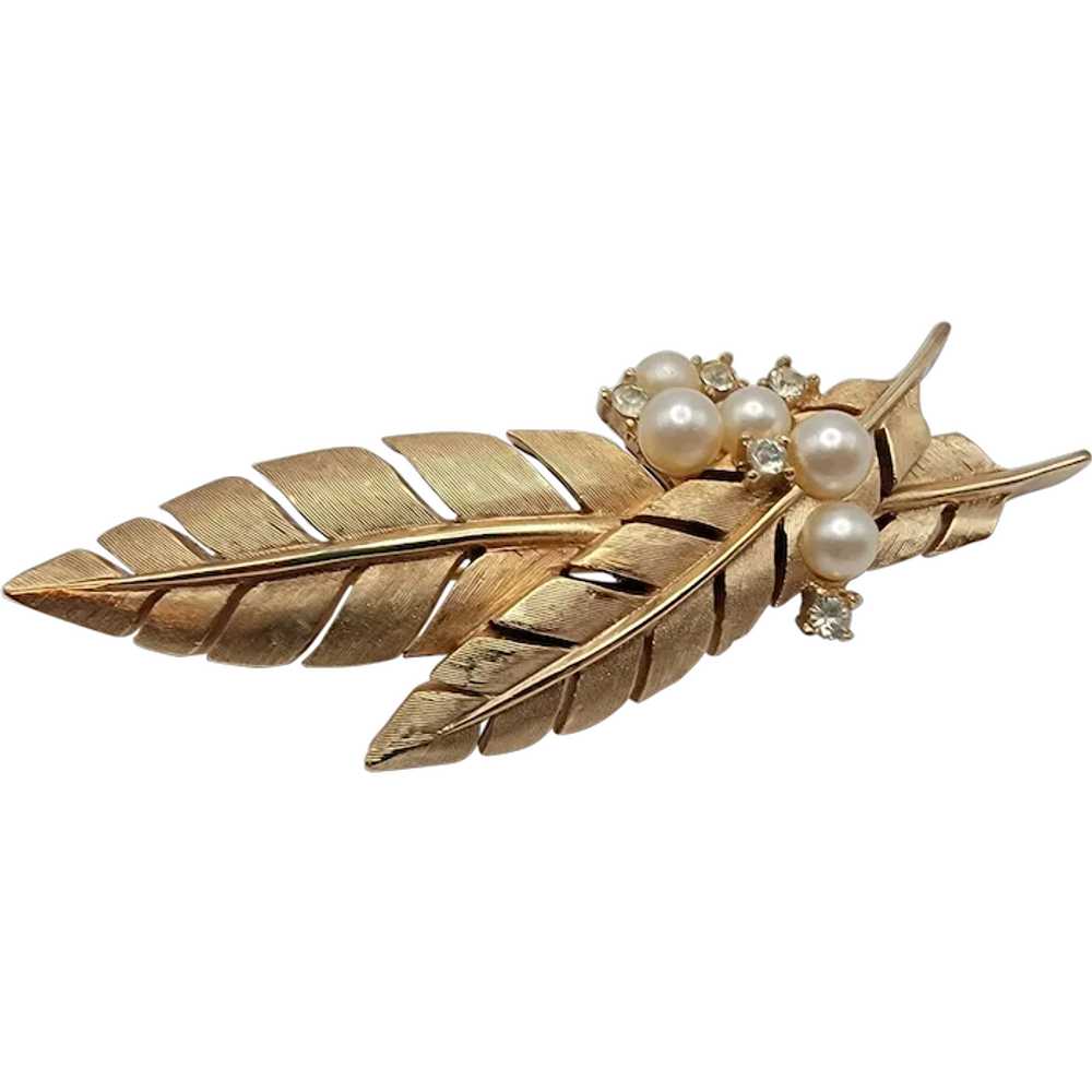 Vintage Crown Trifari Leaf and Floral Brooch - image 1