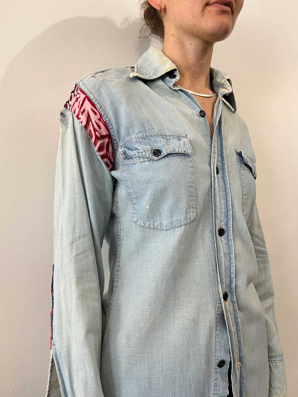 70s Patchwork Levis Chambray Shirt - image 3