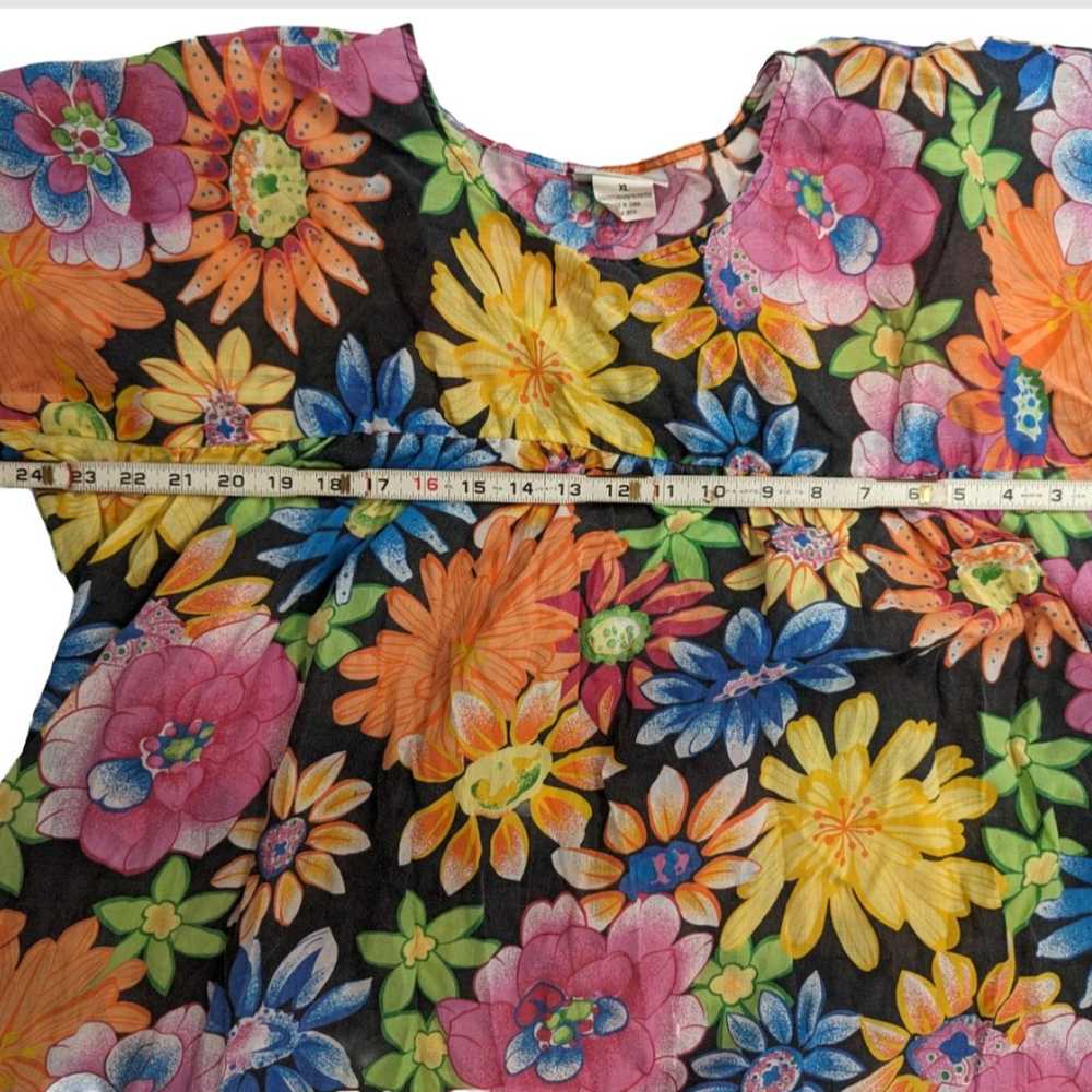 Women's Vintage CW Classics Bright Floral Ruffle … - image 4