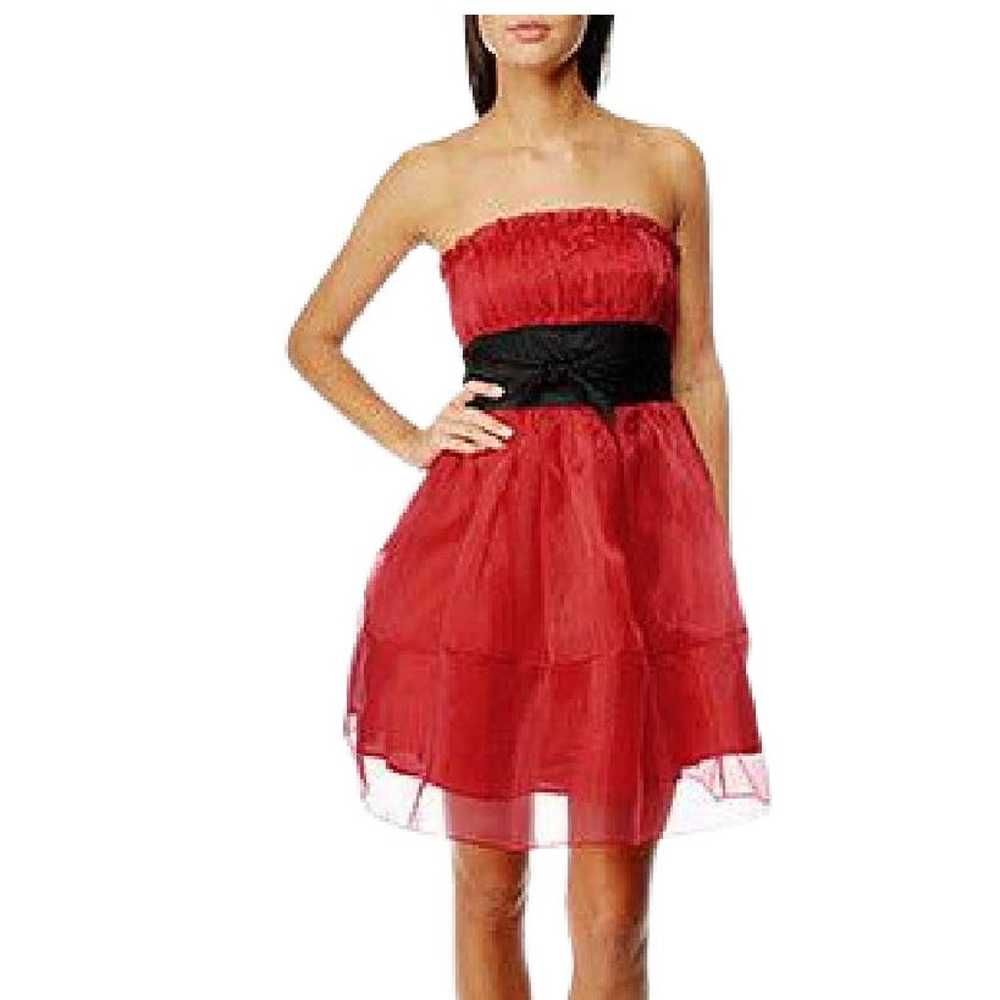Betsey Johnson Red Strapless  Dress Retro Fit & F… - image 1