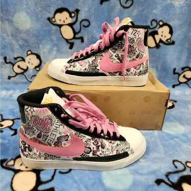 Nike Graffiti print 𝙽𝙸𝙺𝙴 blazers Size 6y