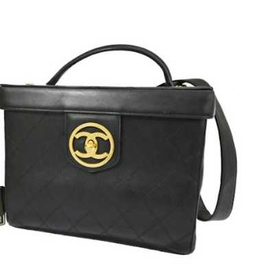 Chanel Chanel CC Logo Bicolore Vanity Handbag Leat