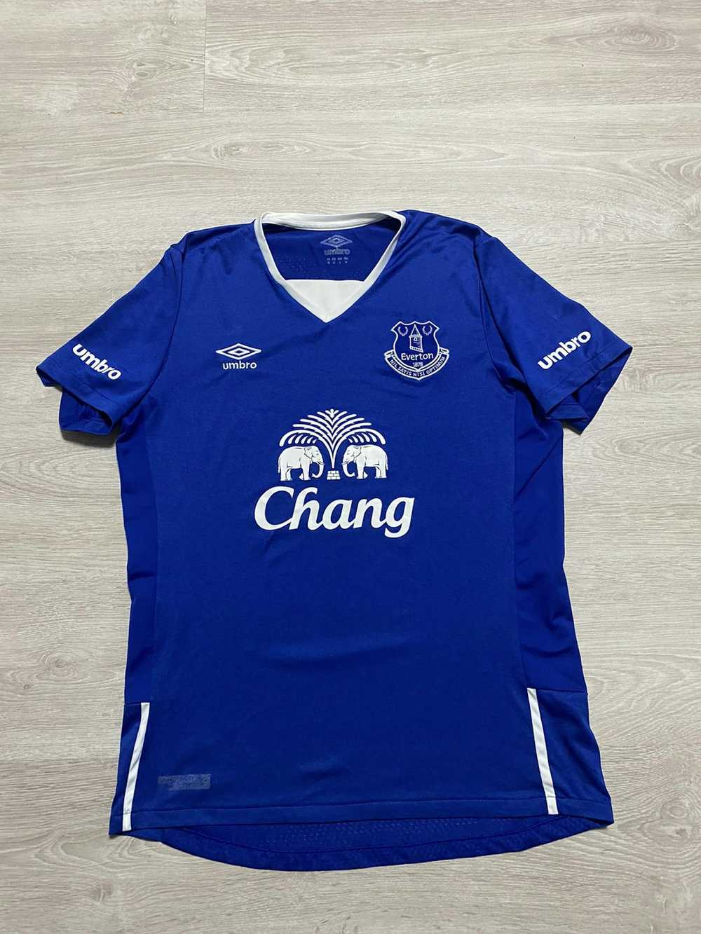 Soccer Jersey × Umbro Umbro soccer jersey Everton… - image 2