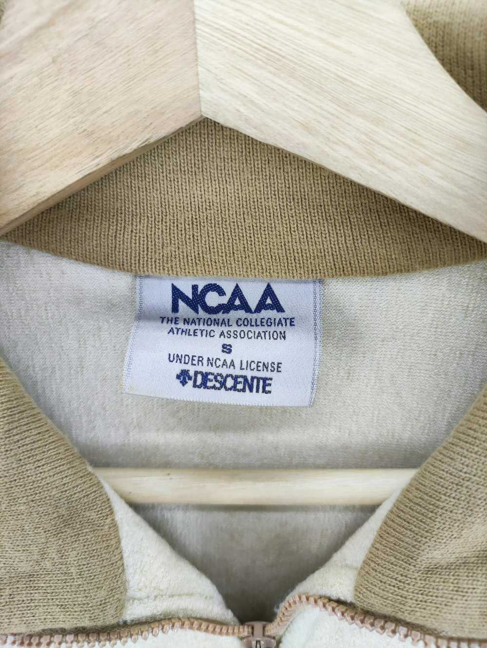 Descente × Ncaa × Sportswear Vintage Sweater Desc… - image 3