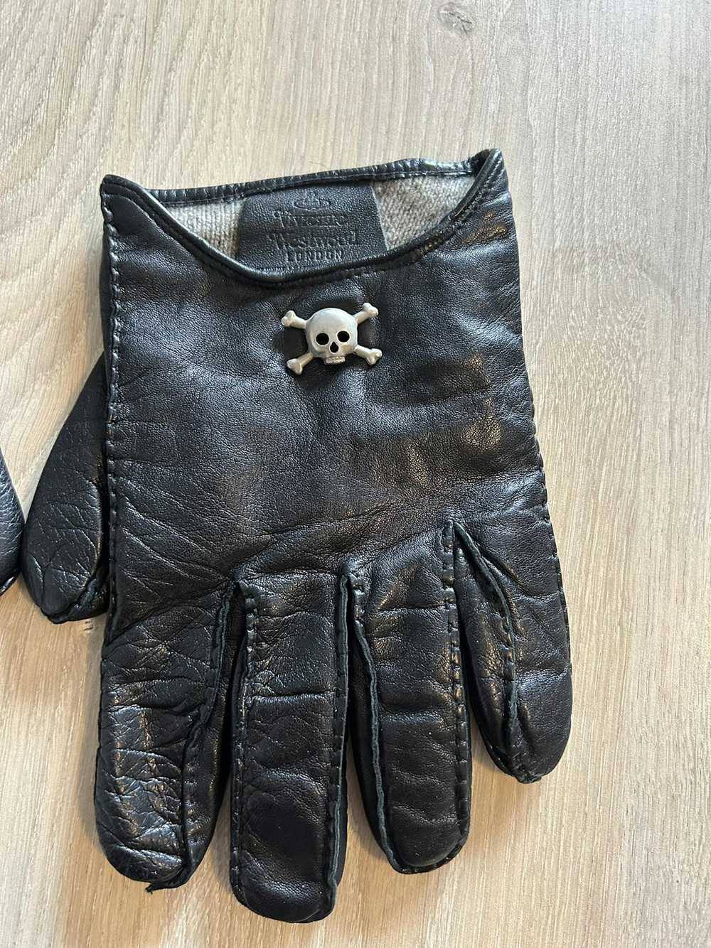 Vivienne Westwood Leather Skull Gloves - image 2
