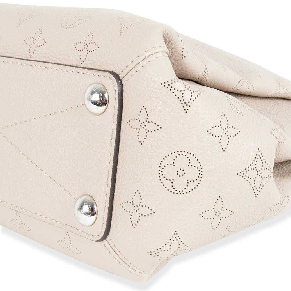 Louis Vuitton Louis Vuitton Creme Mahina Leather … - image 9