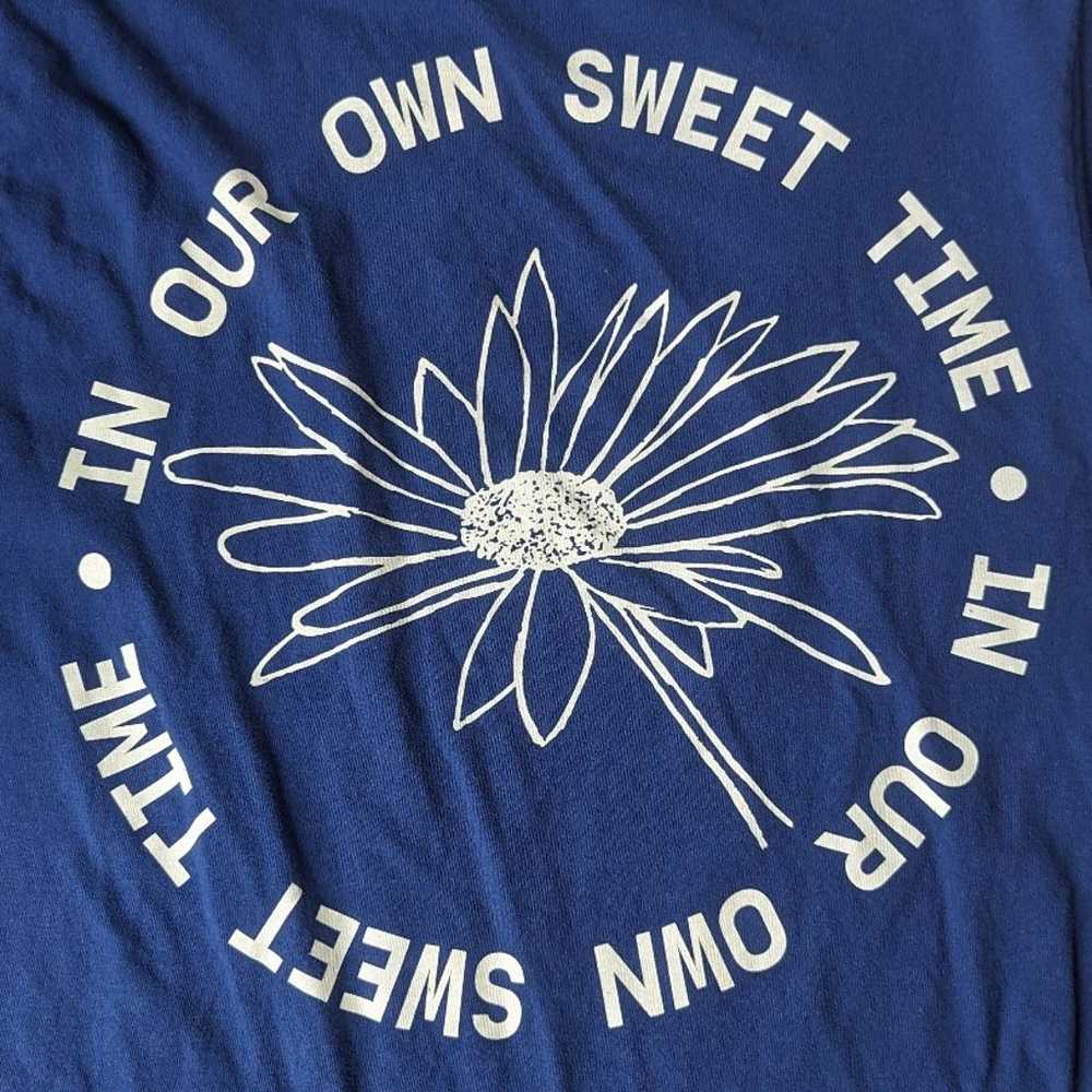 2022 Vance Joy In Our Own Sweet Time Daisy Shirt - image 2