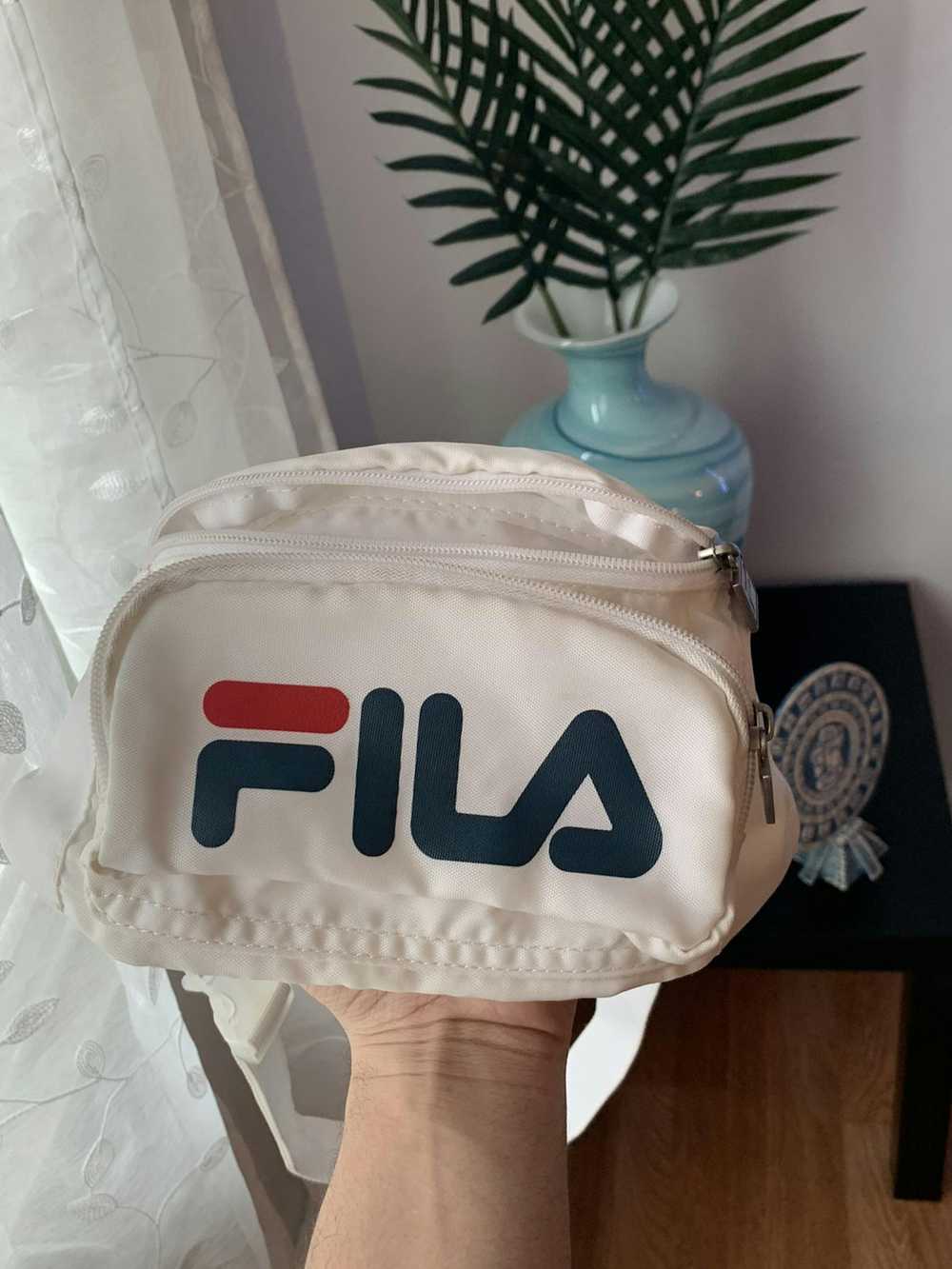 Fila Fila White Fanny Pack USA Red White Blue Adu… - image 1