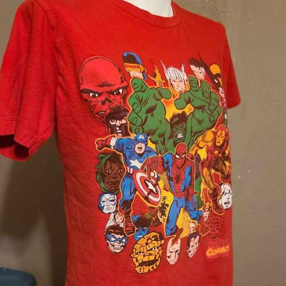 Marvel Comics Marvel Red Avengers Size Medium Shi… - image 1