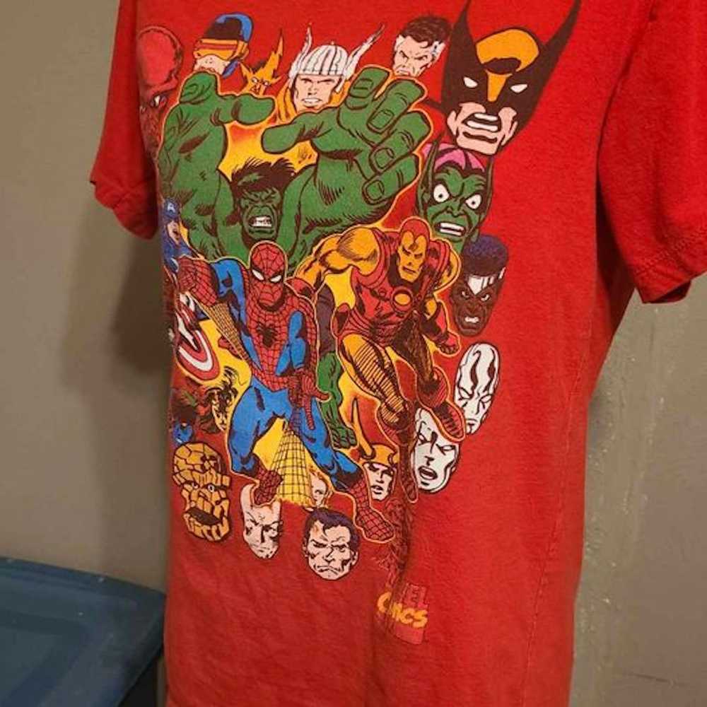 Marvel Comics Marvel Red Avengers Size Medium Shi… - image 3