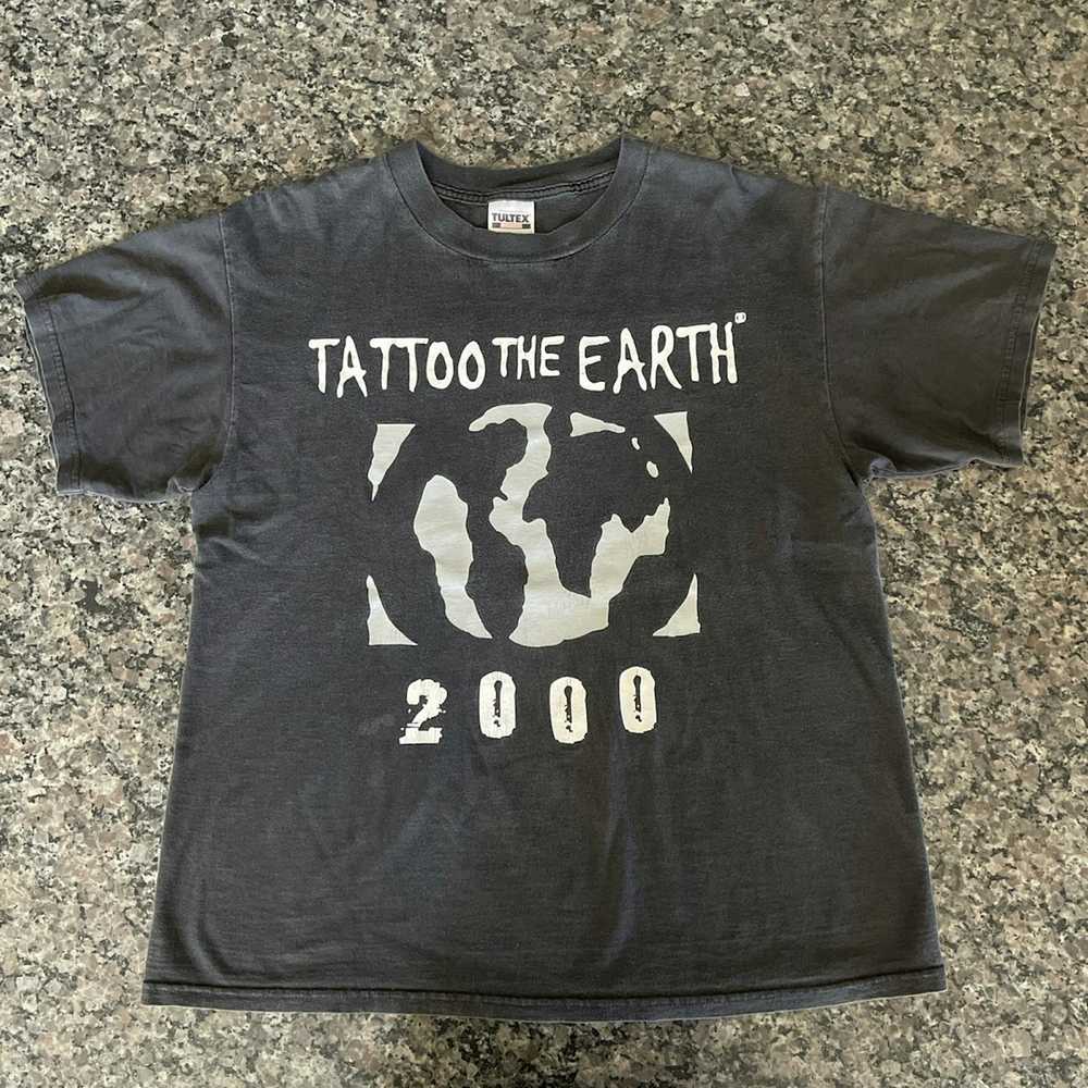 Vintage Tattoo the Earth Concert Tee 1998 - image 2