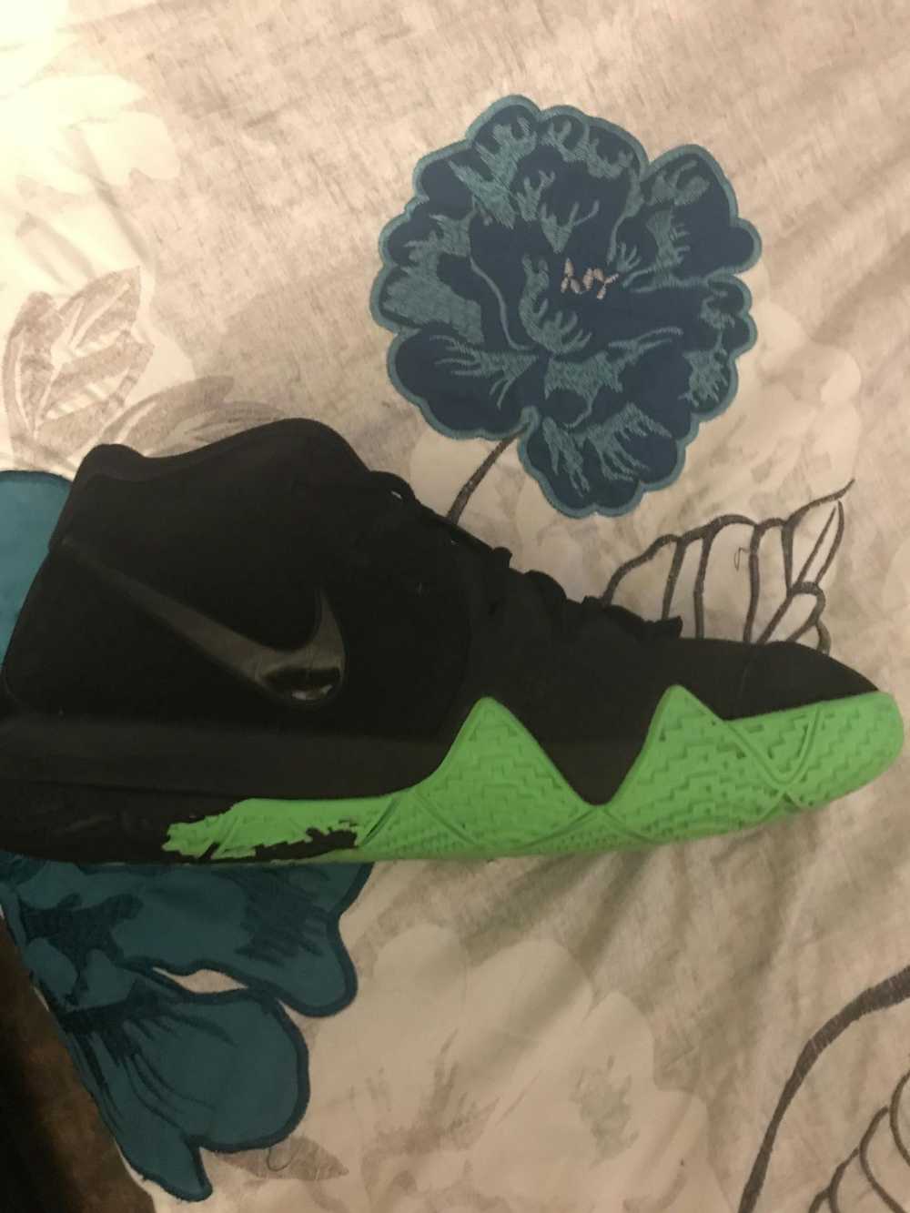 Nike Nike Kyrie 4’s Halloween - image 3