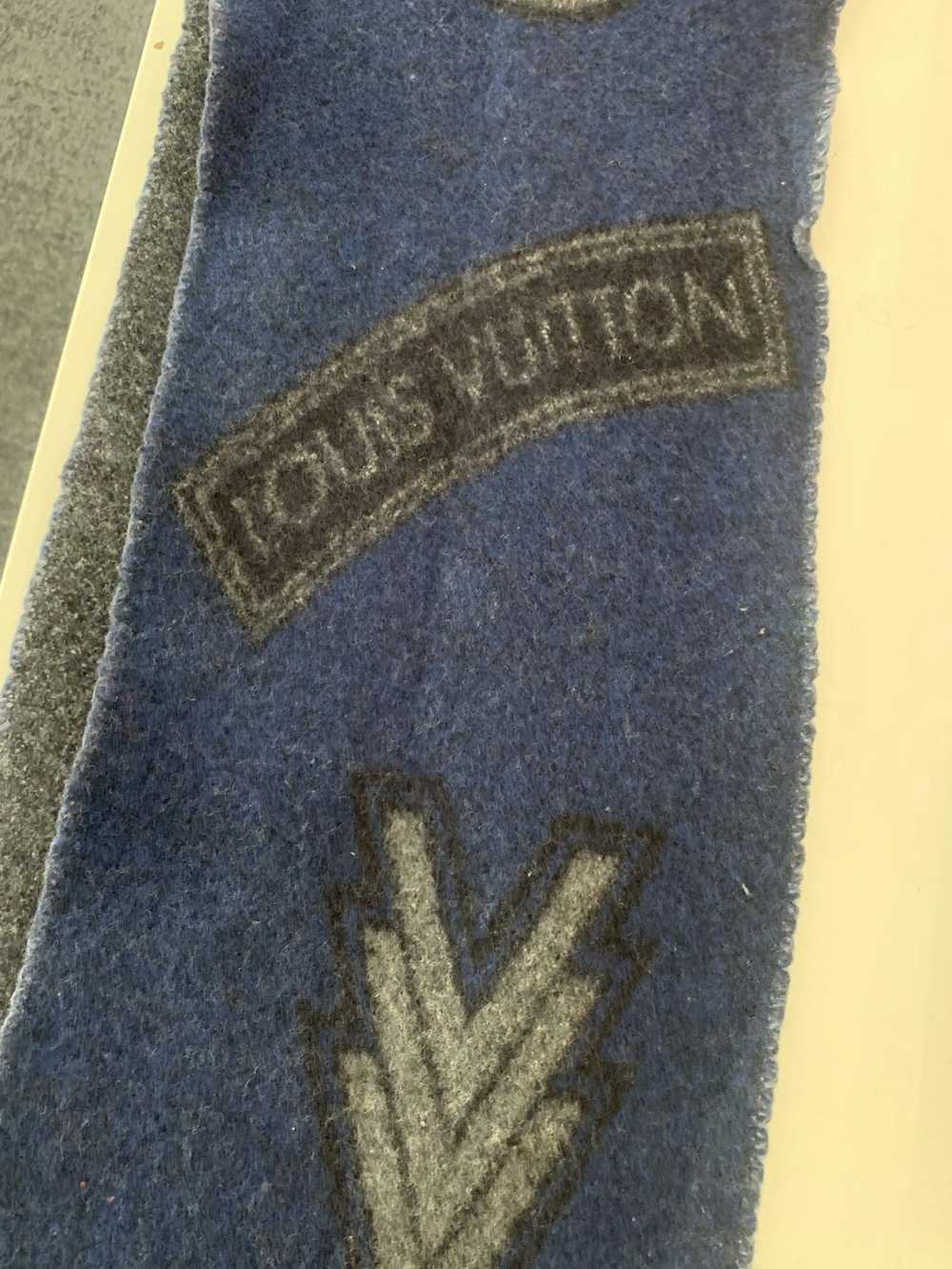 Louis Vuitton Louis Vuitton Blue Scarf - image 2