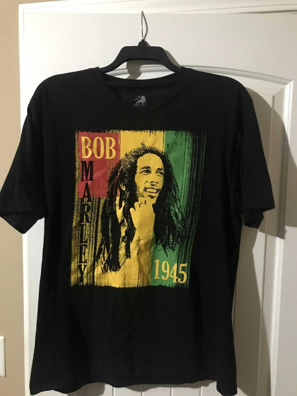 Zion Rootswear Vintage Bob Marley T-shirt - image 1