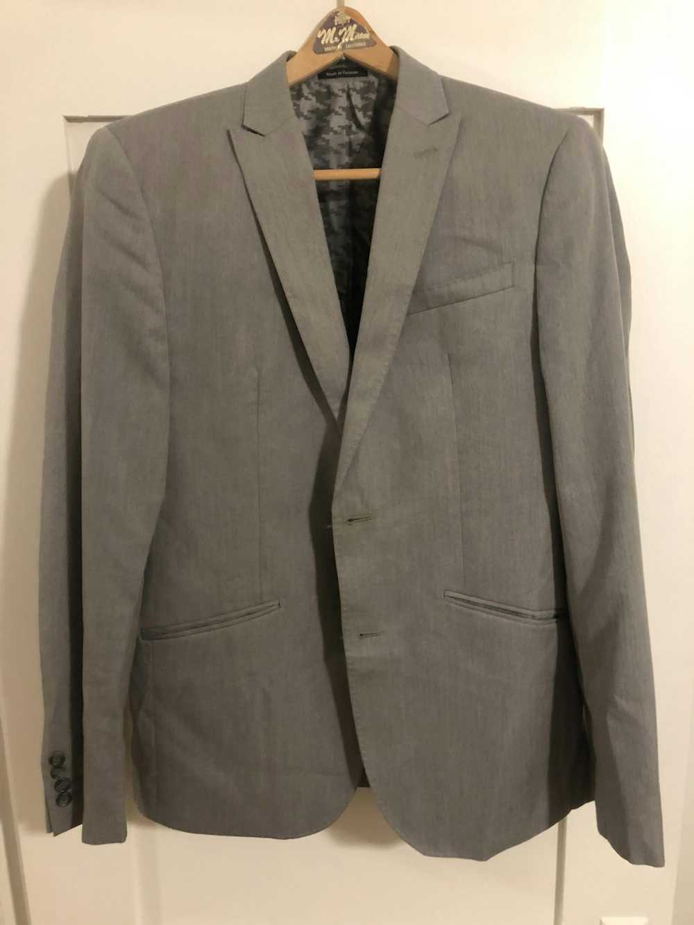 Egara Egara 42L Light Grey Suit - image 1