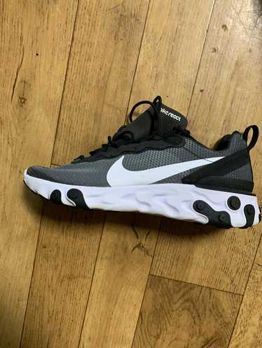 Nike Nike Reacts