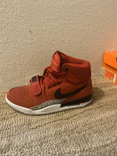 Jordan Brand × Nike Air Jordan legacy 312