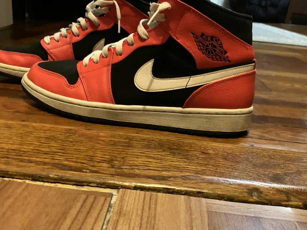 Jordan Brand Air Jordan 1 Retro Mid Infrared 23 - image 3