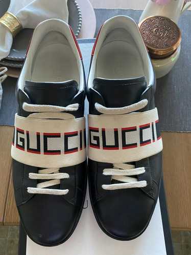 Gucci Gucci Ace Stripe Leather Sneaker