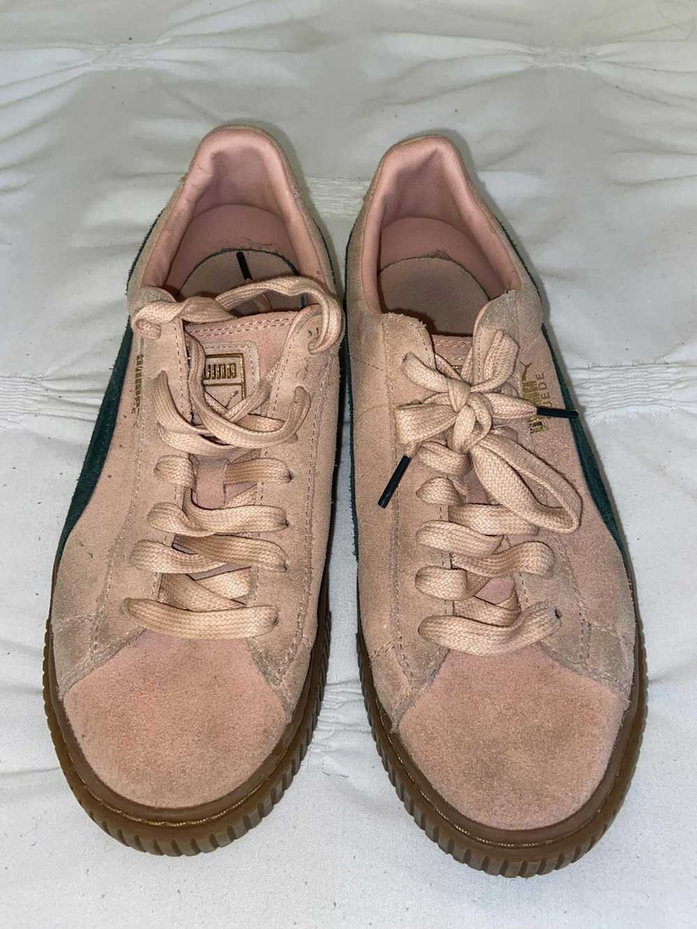 Puma Pink(nude) and green sneakers - image 1