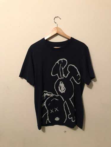 Kaws × Peanuts × Uniqlo Peanuts Snoopy Falling Tee