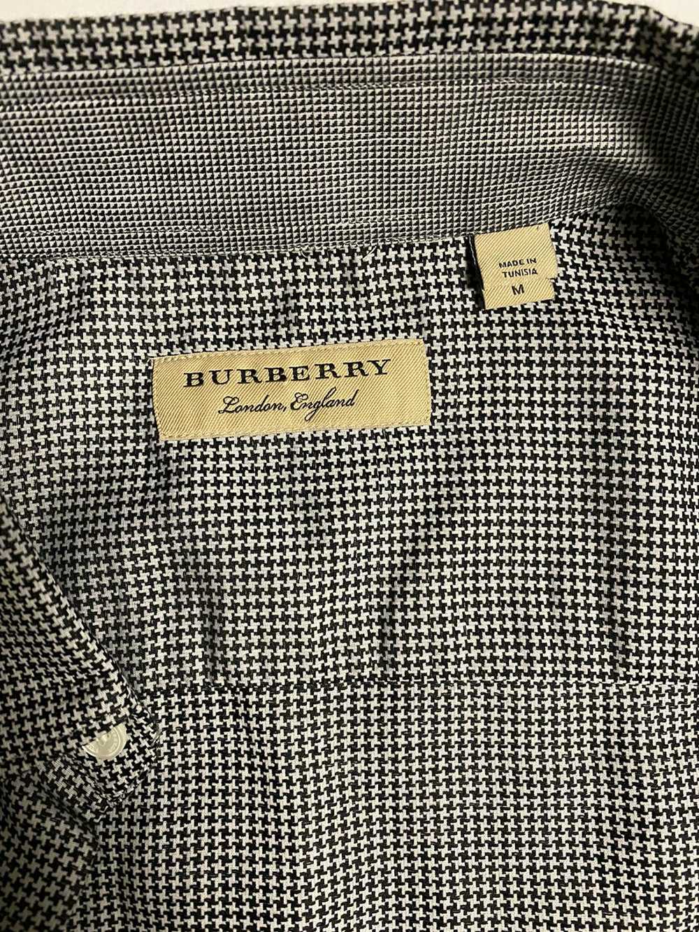 Burberry Burberry Button Up, Mint Condition - image 2