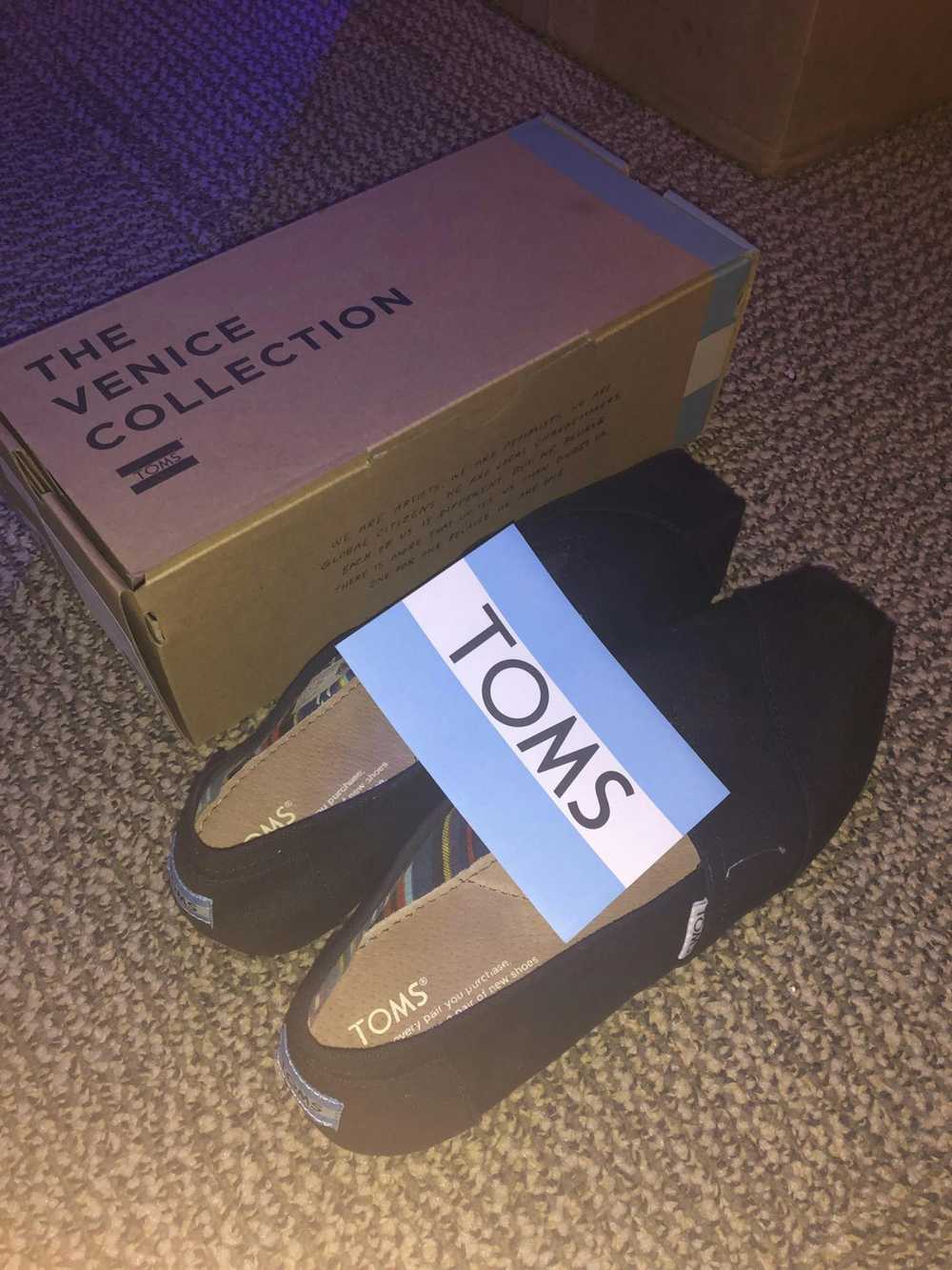 Toms Black on Black Canvas - image 2