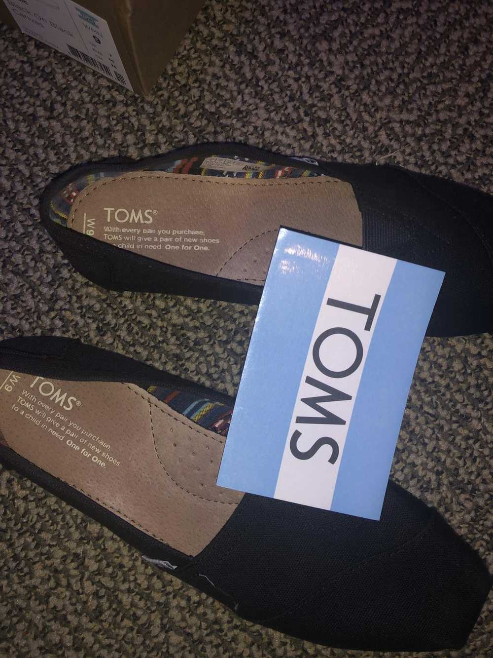 Toms Black on Black Canvas - image 5