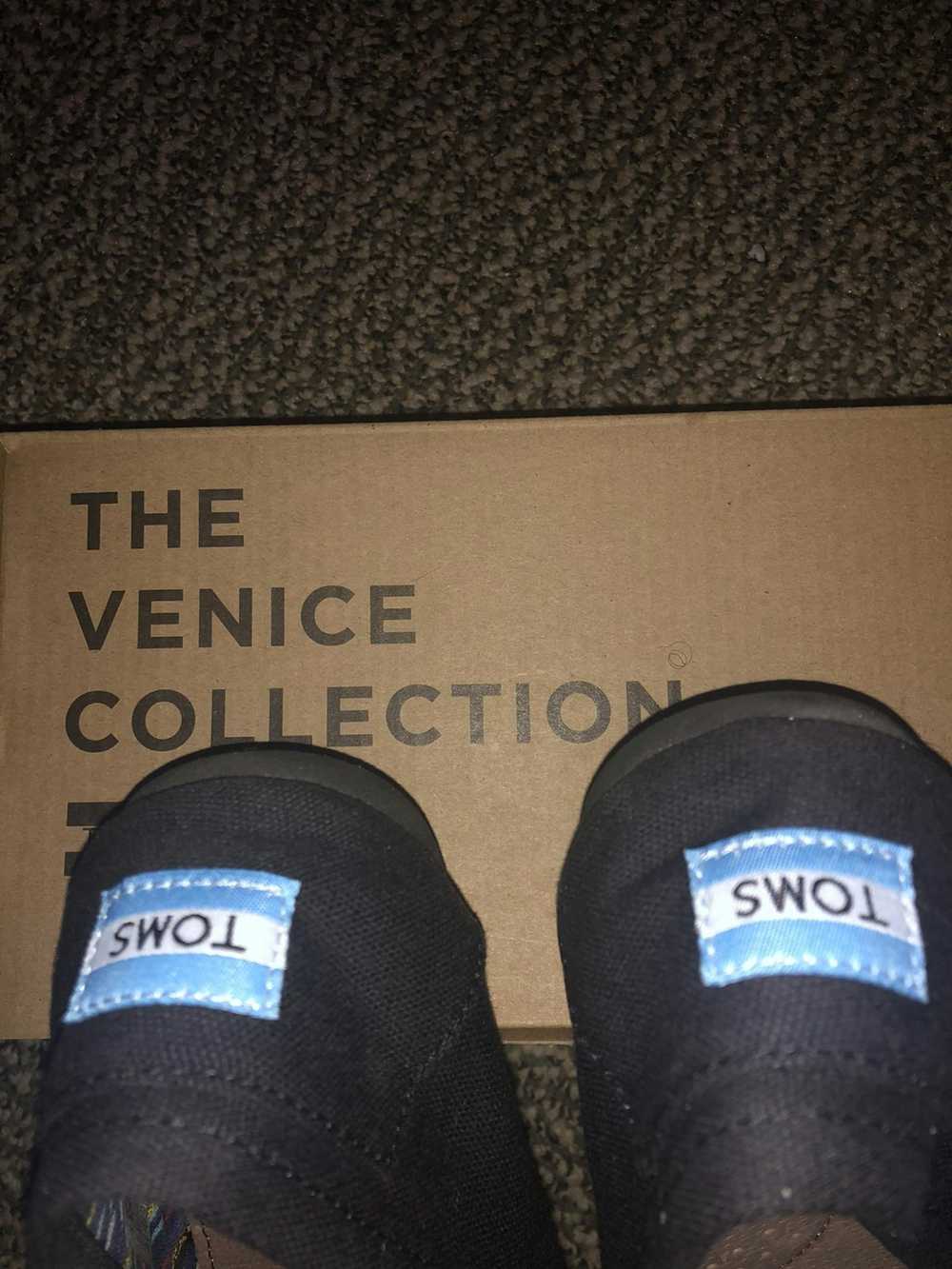 Toms Black on Black Canvas - image 6