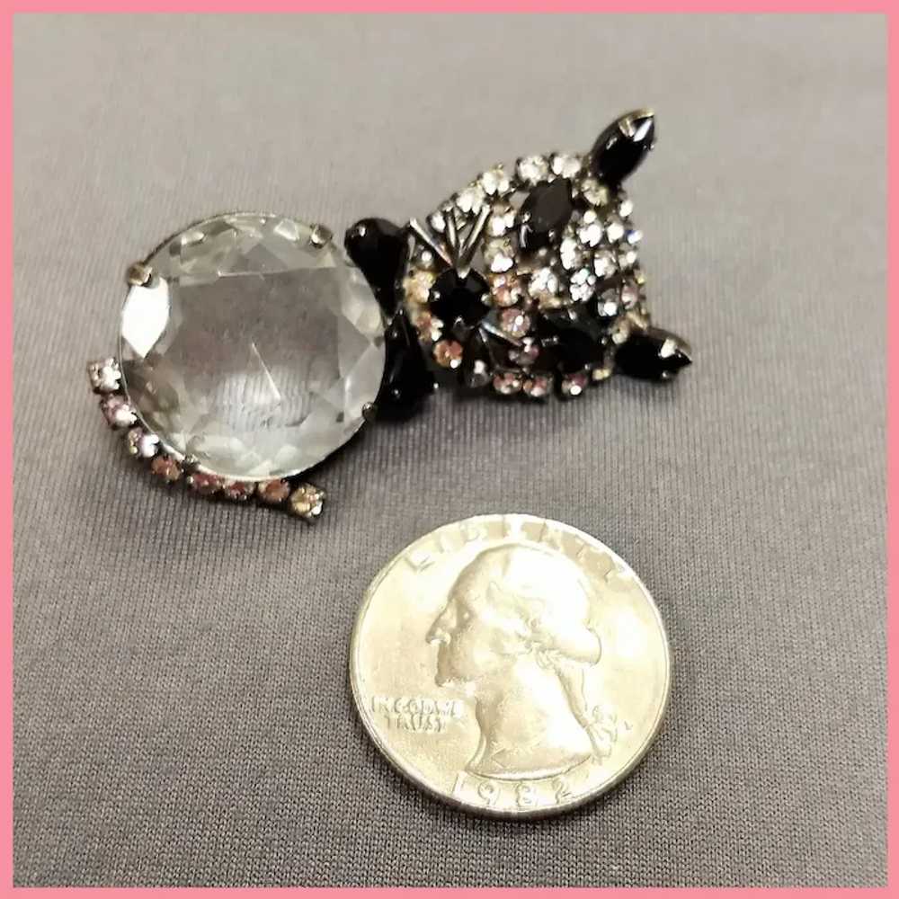 Vintage Clear Belly Rhinestone Cat Brooch - image 5