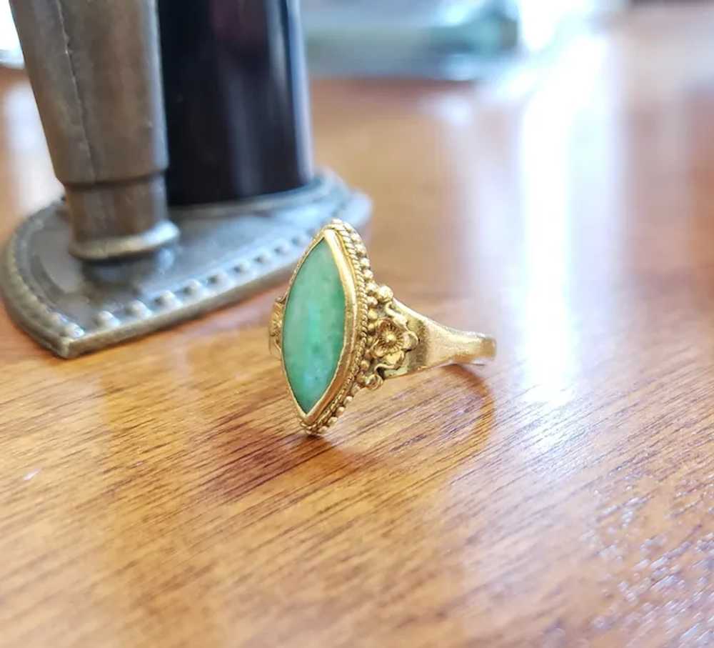 Antique 22K Yellow Gold Jadeite Jade Ring - image 2