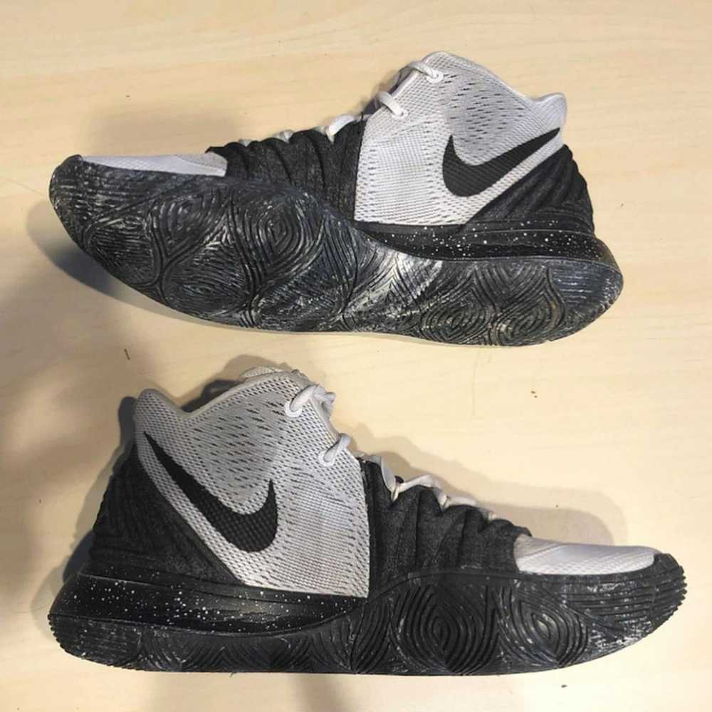 Nike Kyrie 5 Oreo - image 1